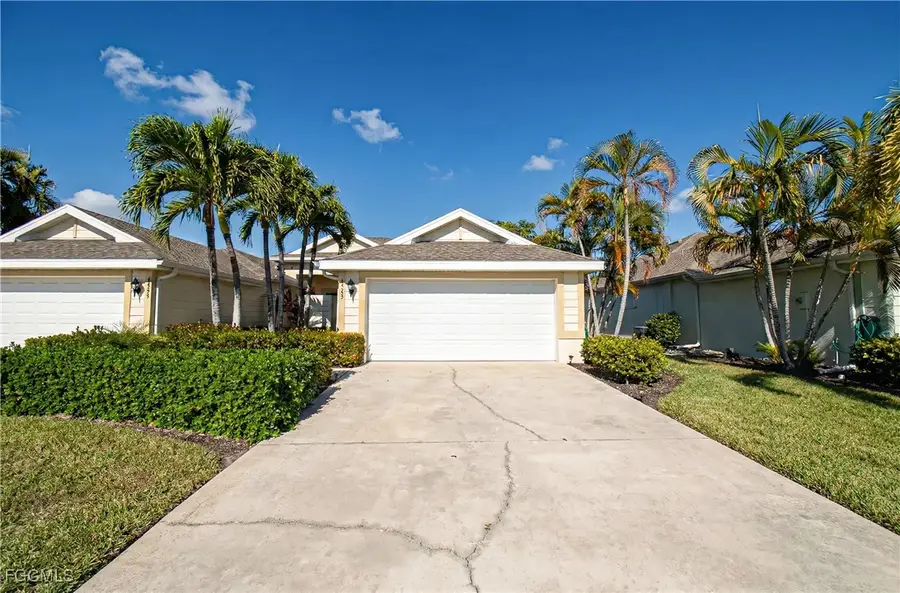 4343 Avian Avenue, Fort Myers, FL 33916 - Image #2