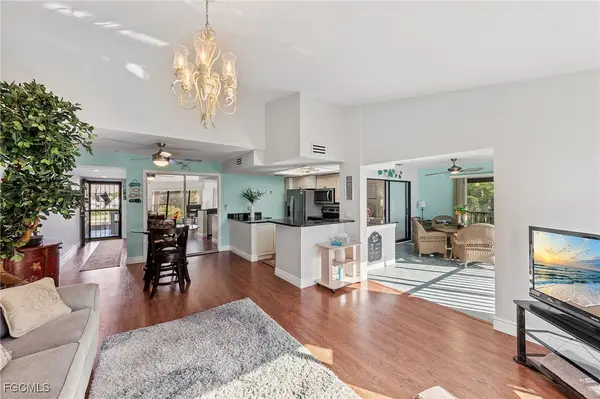 5970 Trailwinds Drive #121, Fort Myers, FL 33907