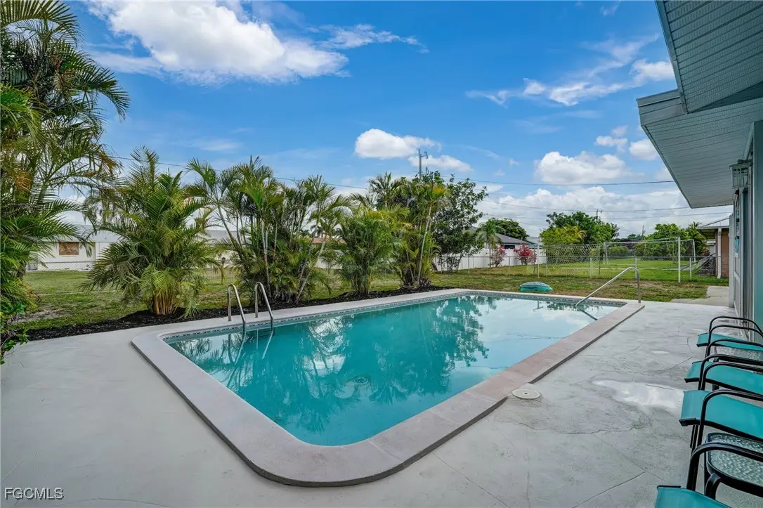 1101 SE 37th Street, Cape Coral, FL 33904 - Image #1