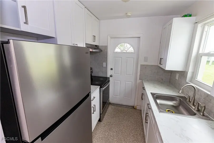 21043 Bersell Avenue, Port Charlotte, FL 33952 - Image #3