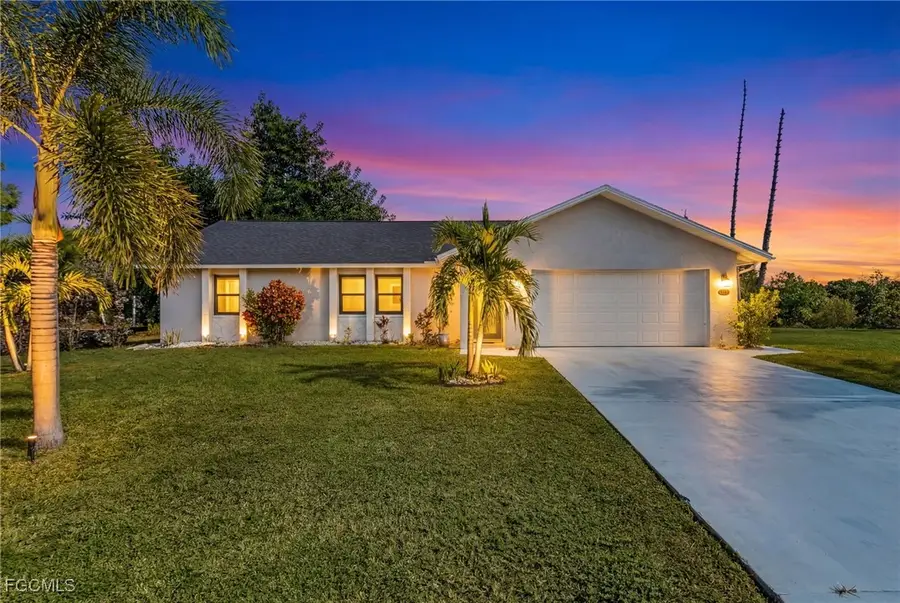 12184 Dolphin Road, Bokeelia, FL 33922 - Image #2