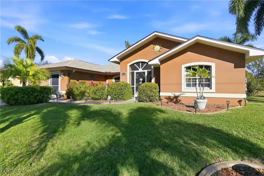 1713 NE 2nd Street, Cape Coral, FL 33909 - Image #2