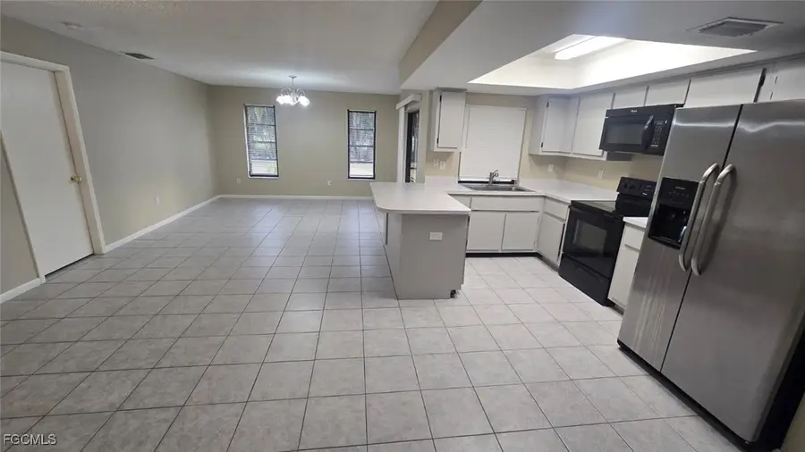 1012 SE 42nd Lane, Cape Coral, FL 33904 - Image #3