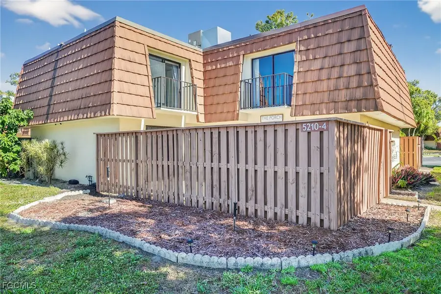 5210 Cedarbend Drive #4, Fort Myers, FL 33919 - Image #3