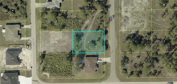 820 Aiken Avenue, Lehigh Acres, FL 33974