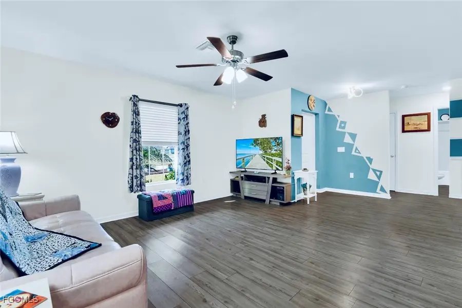 845 Lochman Drive, Fort Myers, FL 33913 - Image #3