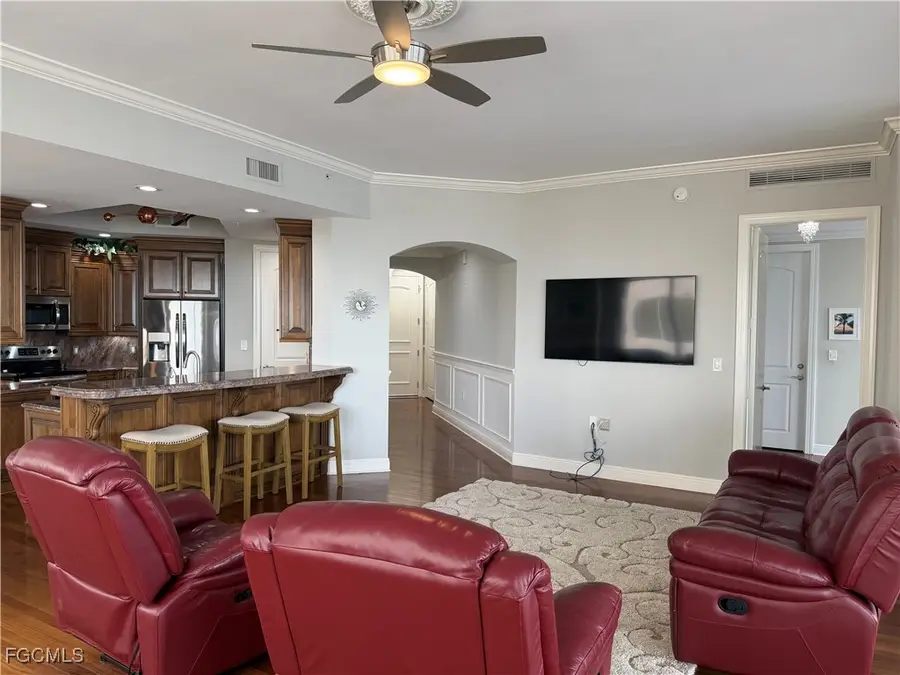 2104 W First Street #2904, Fort Myers, FL 33901 - Image #3