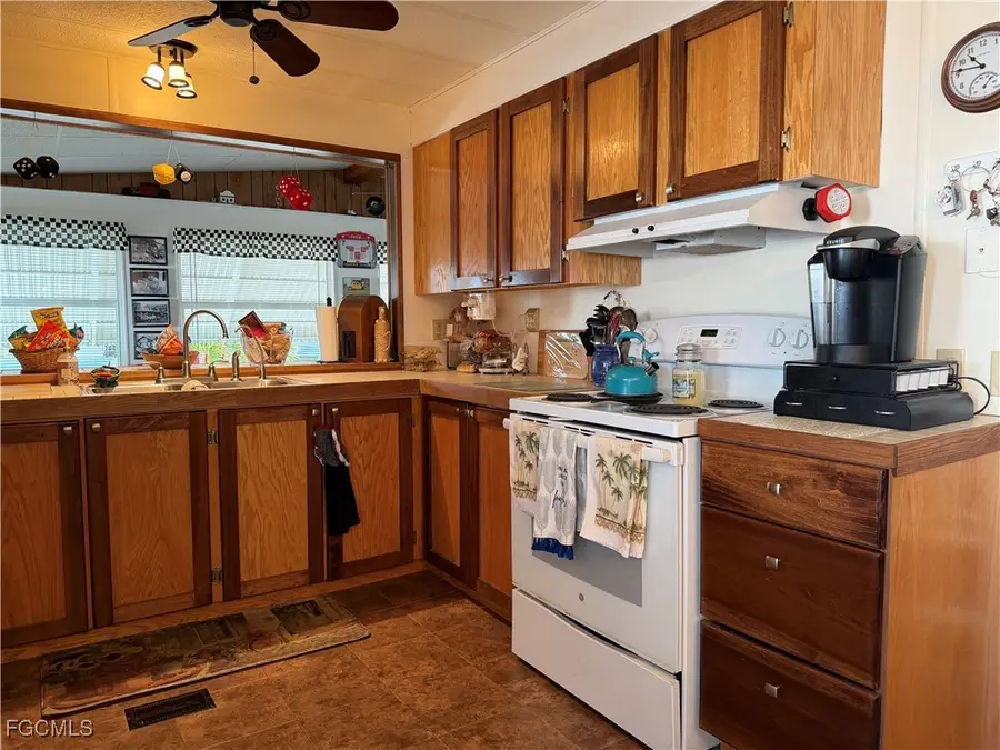212 Cobblestone Lane, North Fort Myers, FL 33917 - Image #2