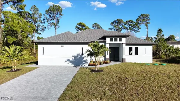 225 Lomax Avenue S, Lehigh Acres, FL 33974