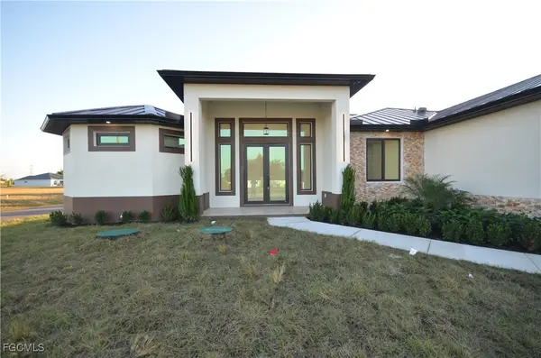 2416 Diplomat Parkway W, Cape Coral, FL 33993