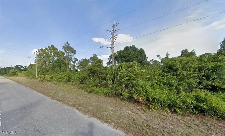 329 Broward Avenue, Lehigh Acres, FL 33974 - Image #3