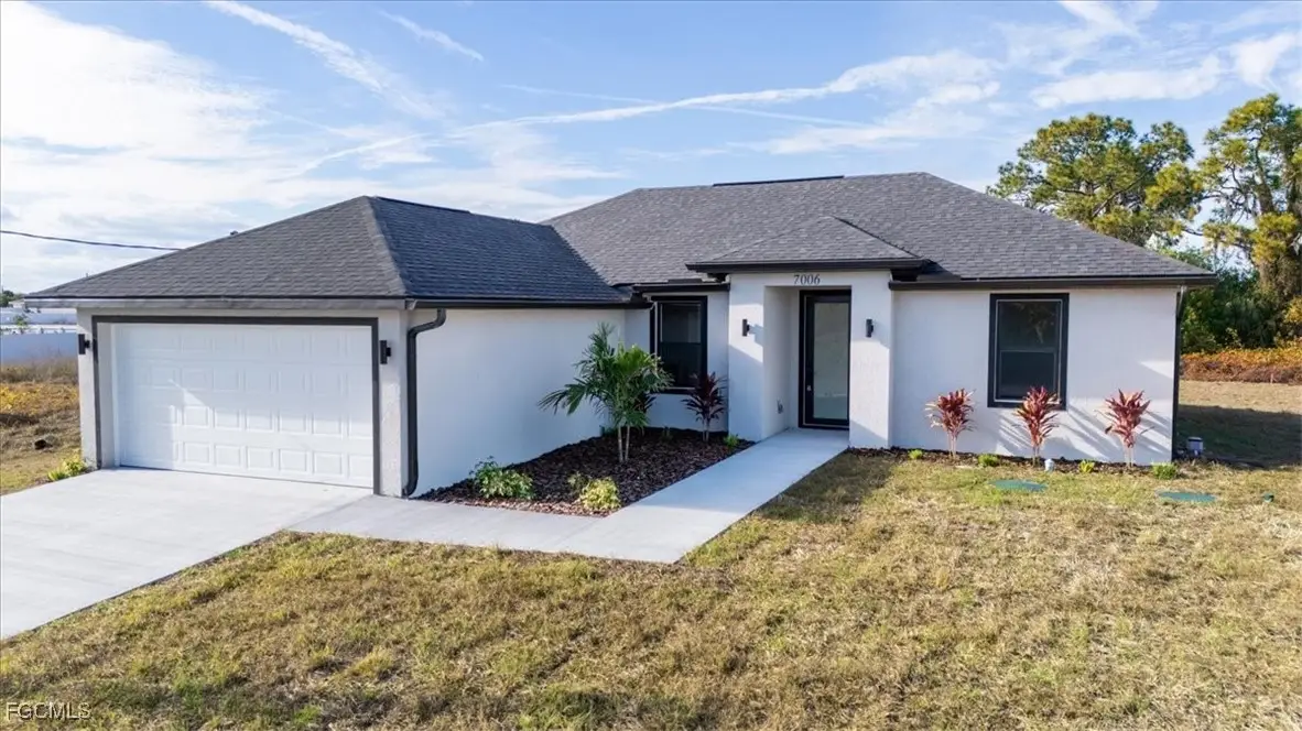 7006 Patriot Court, Labelle, FL 33935 - Image #1