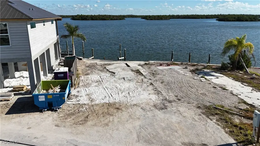 63 Emily Lane, Fort Myers Beach, FL 33931 - Image #2