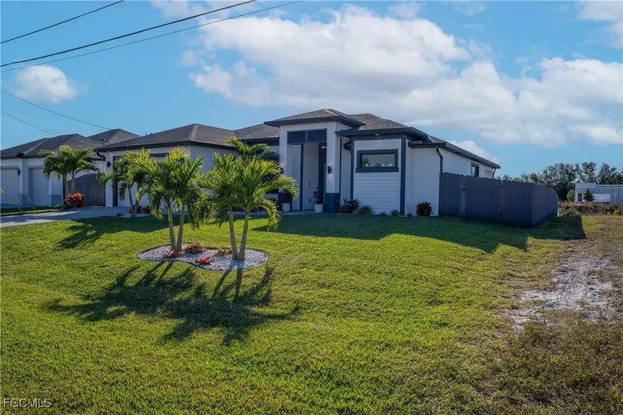1620 NE 10th Lane, Cape Coral, FL 33909 - Image #3