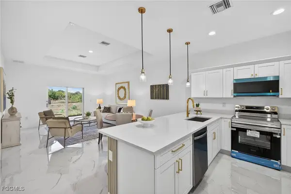 512 Caywood Avenue S, Lehigh Acres, FL 33974