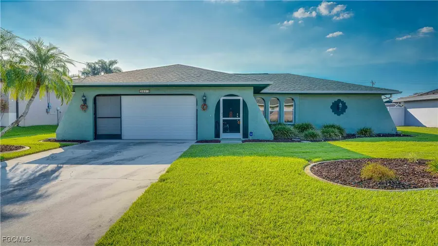 3612 SE 5th Avenue, Cape Coral, FL 33904 - #2