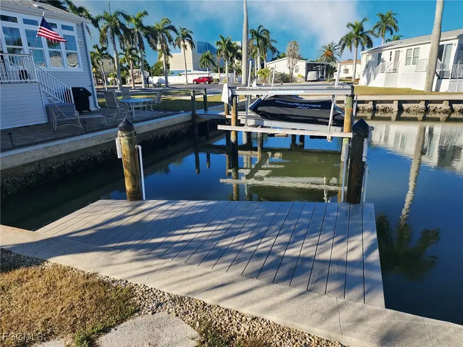 141 Barbados Way, Fort Myers Beach, FL 33931 - Image #2