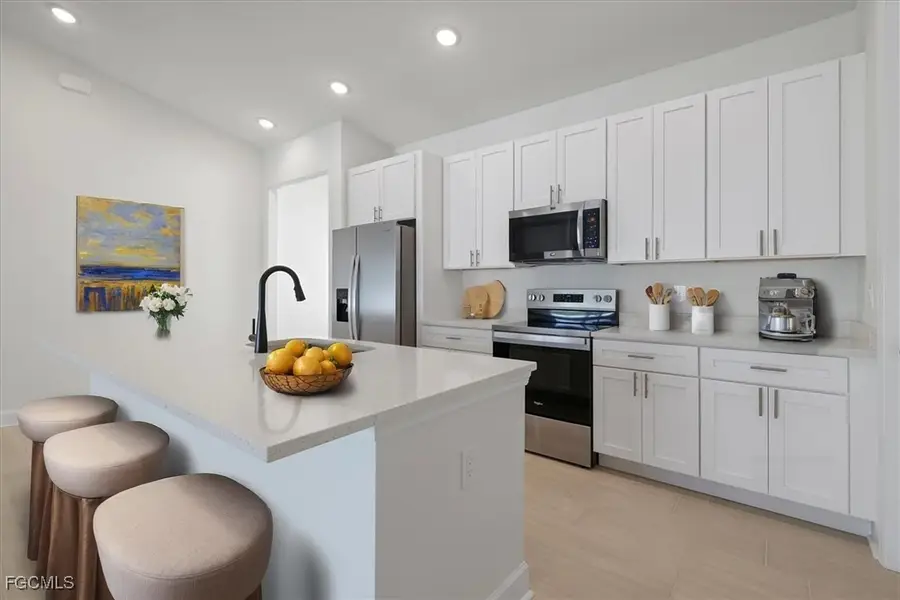 3015 SW 10th Avenue, Cape Coral, FL 33914 - Image #3