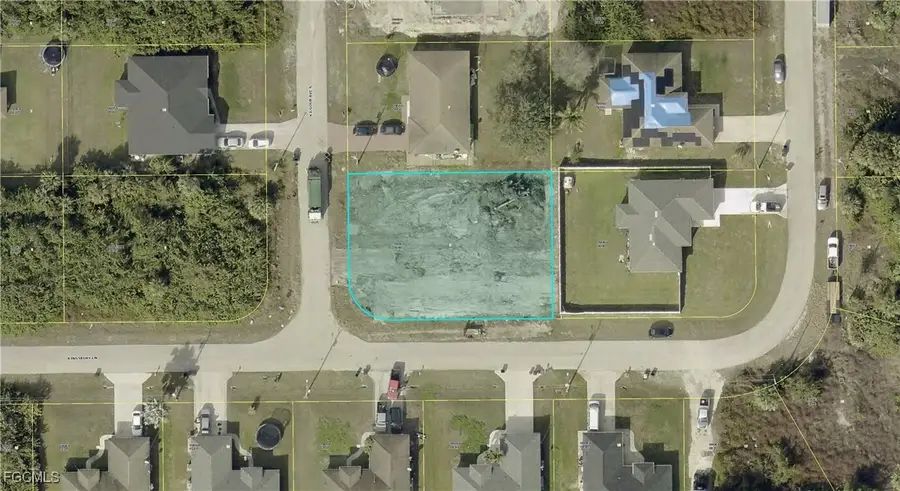 533 Kilgour Avenue, Lehigh Acres, FL 33974 - Image #2