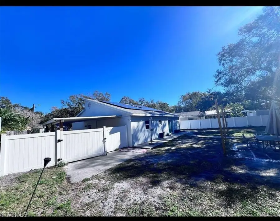 5815 W Tambay Ave Avenue, Tampa, FL 33611 - Image #2