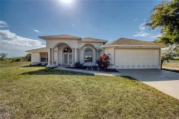 1324 NE 23rd Terrace, Cape Coral, FL 33909