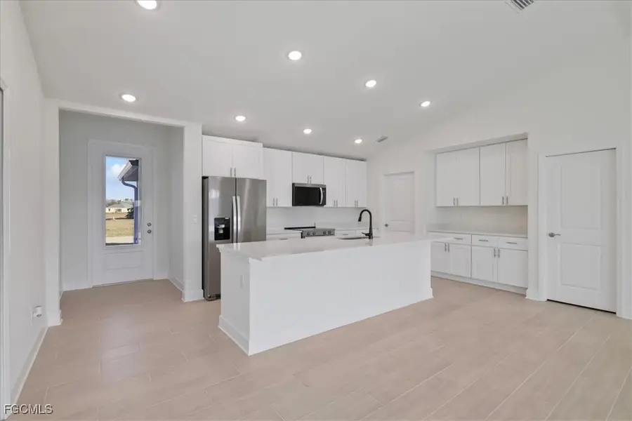 3586 NE 9th Place, Cape Coral, FL 33909 - Image #3