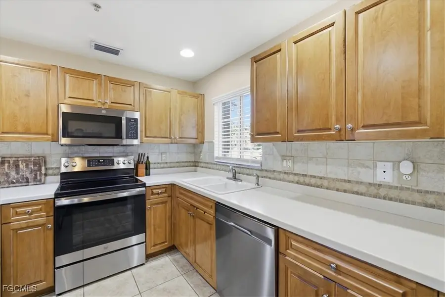 Address Withheld By Seller, Fort Myers, FL 33913 - Image #3