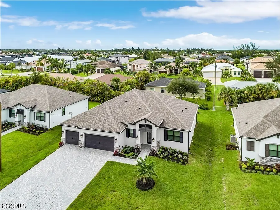 3524 SW 3rd Street, Cape Coral, FL 33991 - #2