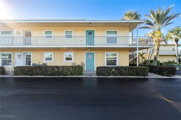 401 Charlemagne Boulevard #C112, Naples, FL 34112