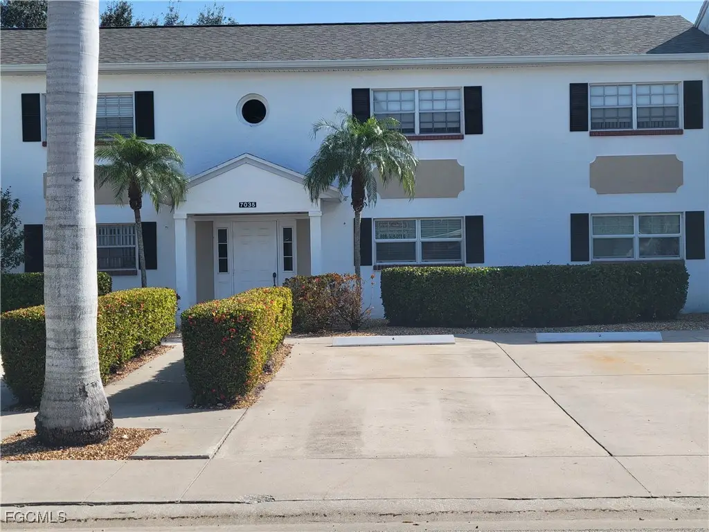 7035 Cedarhurst Drive #12C, Fort Myers, FL 33919 - Image #1