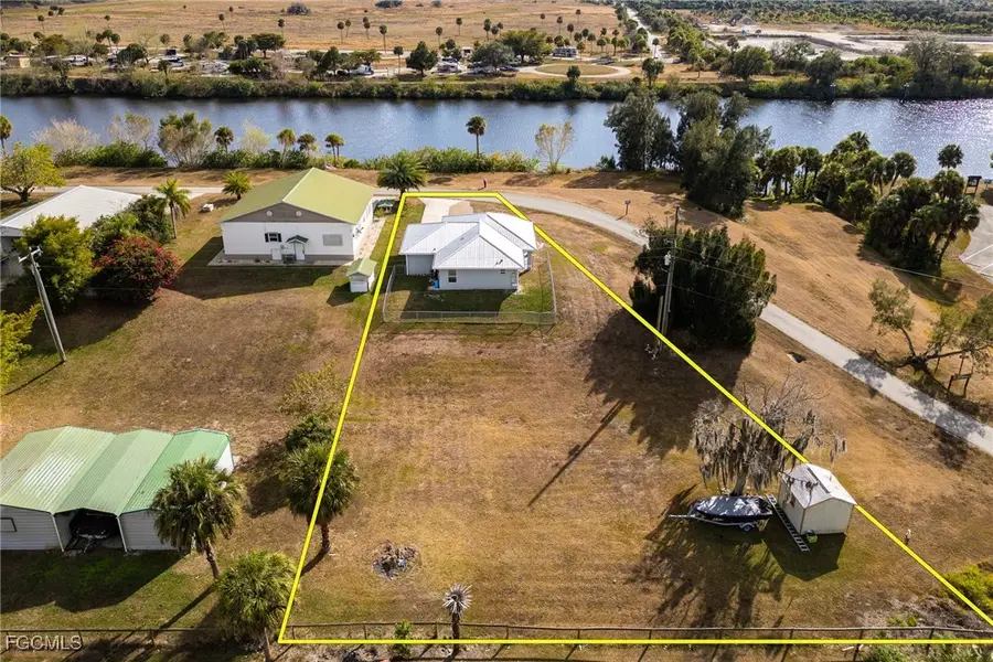 1053 Lock Lane Sw, Moore Haven, FL 33471 - Image #2