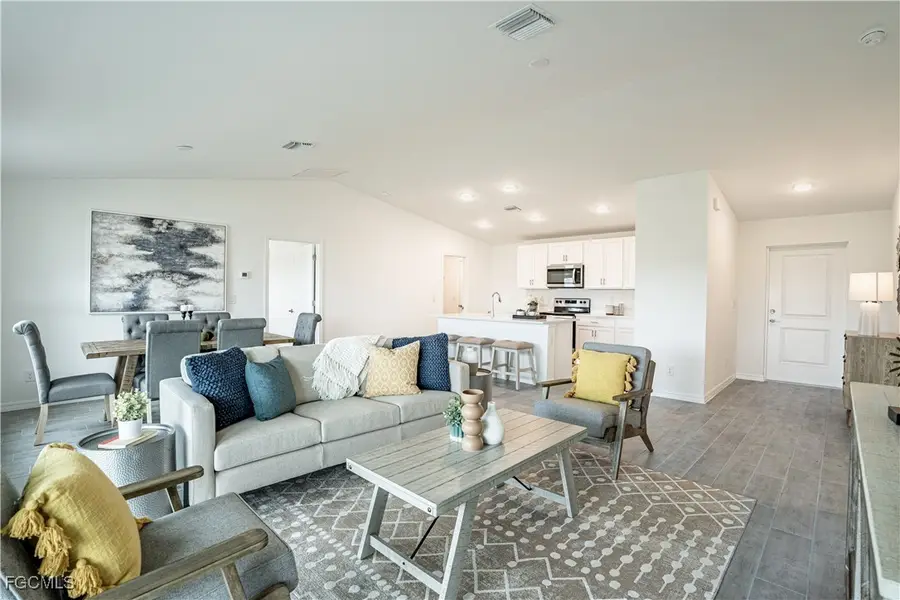 3913 19th Street Sw, Lehigh Acres, FL 33976 - #3