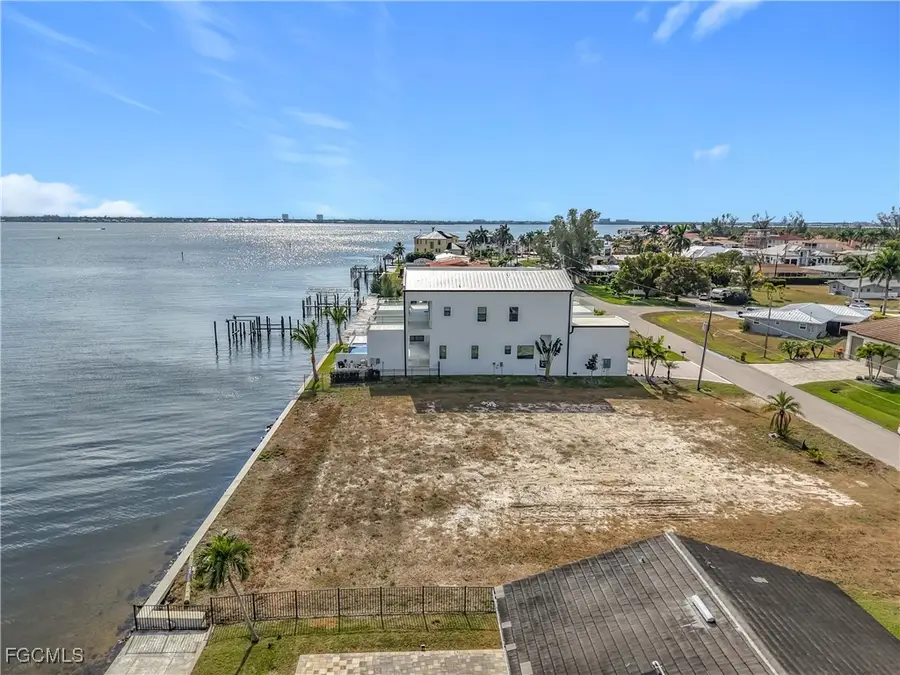 5827 SW 1st Avenue, Cape Coral, FL 33914 - Image #3