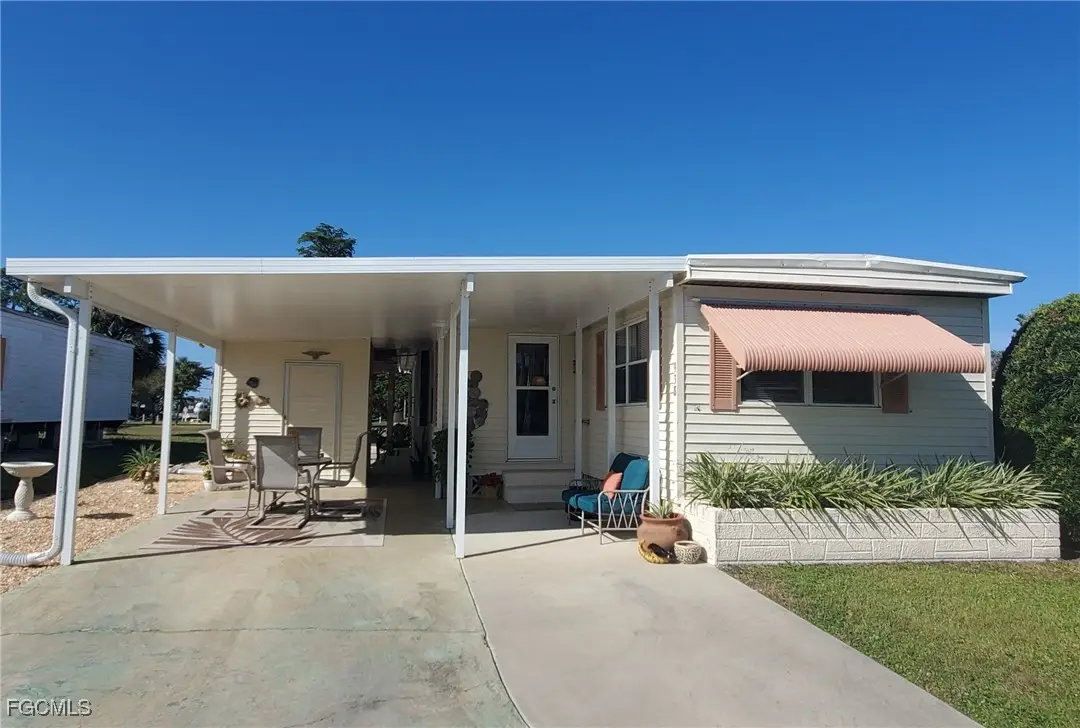 938 Lazy Lane, North Fort Myers, FL 33917 - Image #1