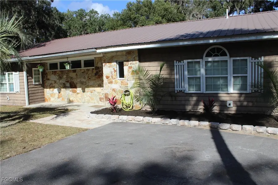 1762 SE 164th Circle, Ocklawaha, FL 32179 - #3