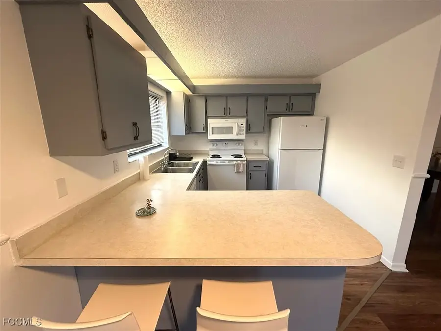 1406 Park Shore Circle #3, Fort Myers, FL 33901 - #3