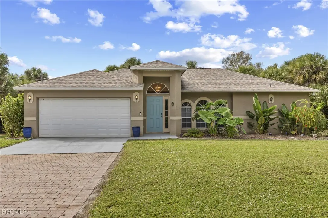 711 12th Street Ne, Naples, FL 34120 - Image #1