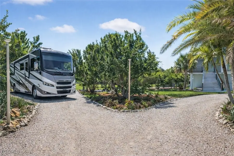 1211 Periwinkle Way, Sanibel, FL 33957 - Image #3