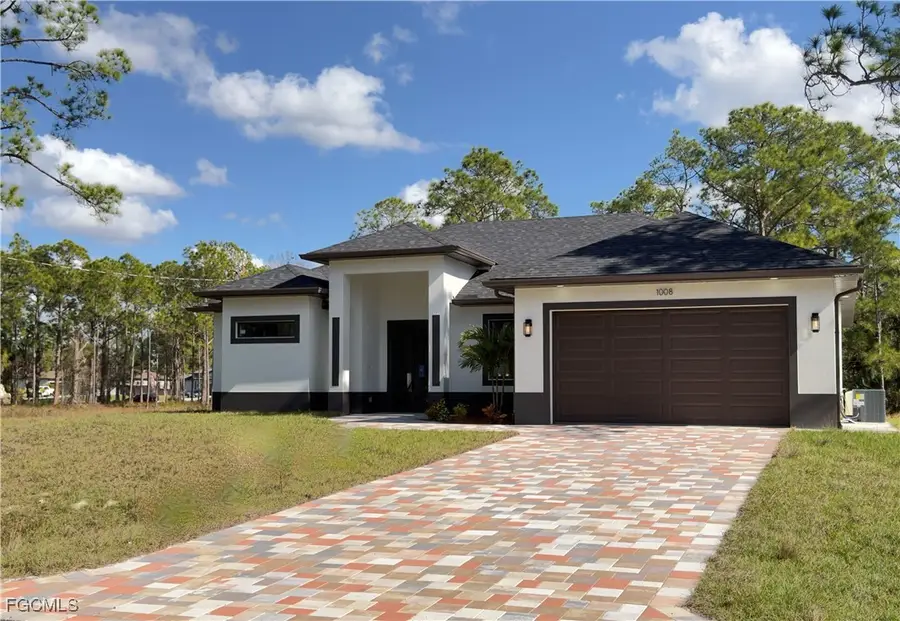 1008 Williams Avenue, Lehigh Acres, FL 33972 - Image #2