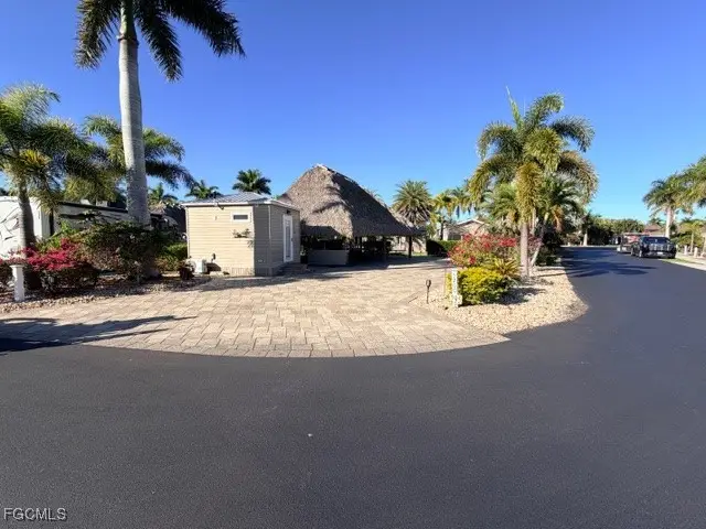 5200 Marsh Mallow Trail, Fort Myers, FL 33905 - Image #1