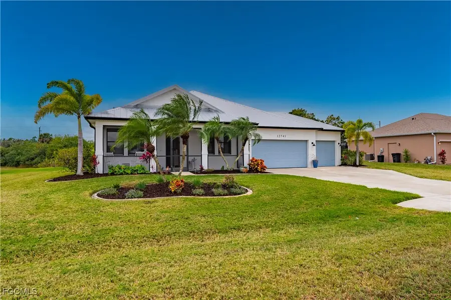 12741 Southwest Pembroke Circle S, Lake Suzy, FL 34269 - Image #2