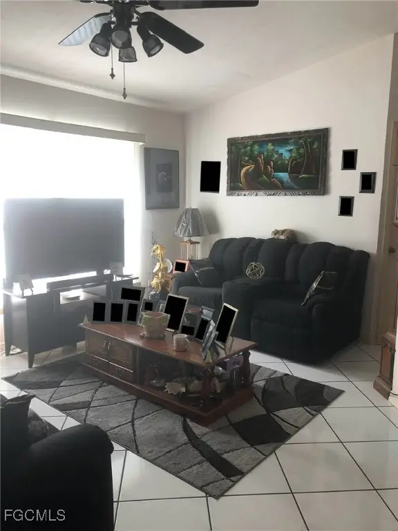 722 SE 12th Avenue, Cape Coral, FL 33990 - Image #3