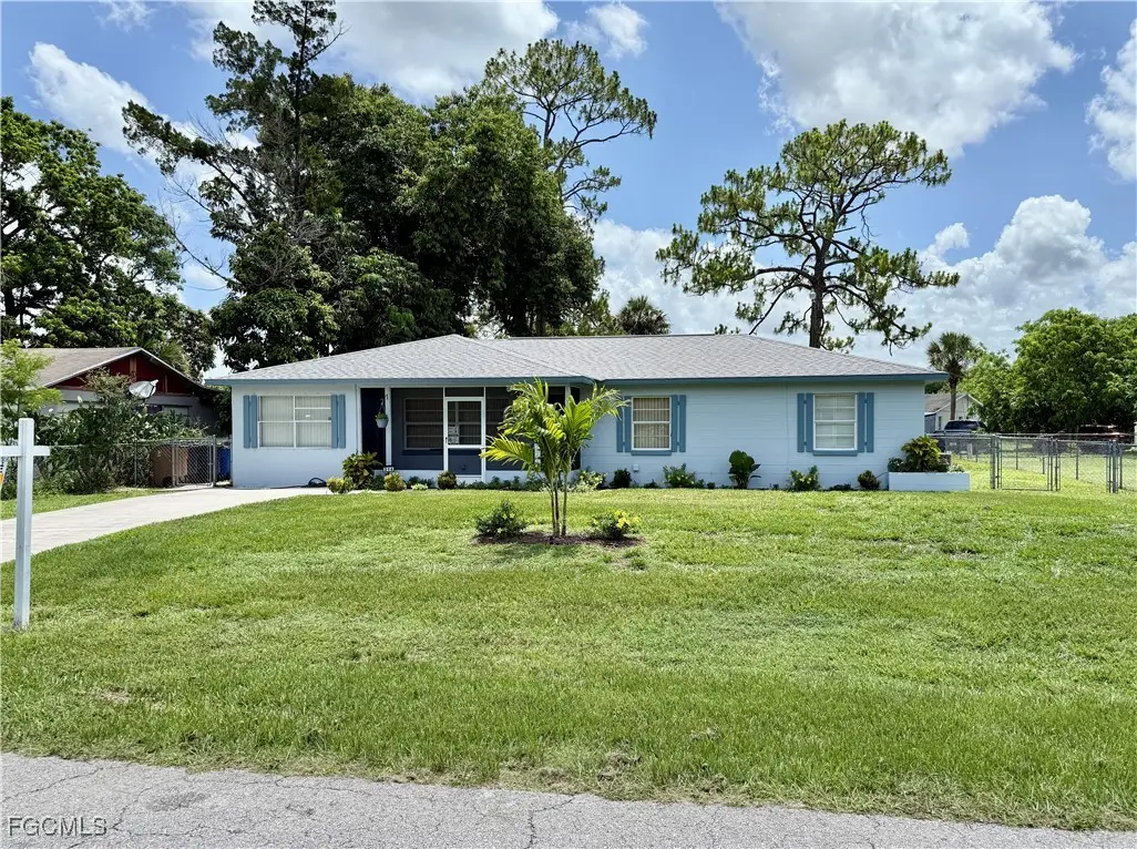 314 Vermont Way, Lehigh Acres, FL 33936 - Image #1