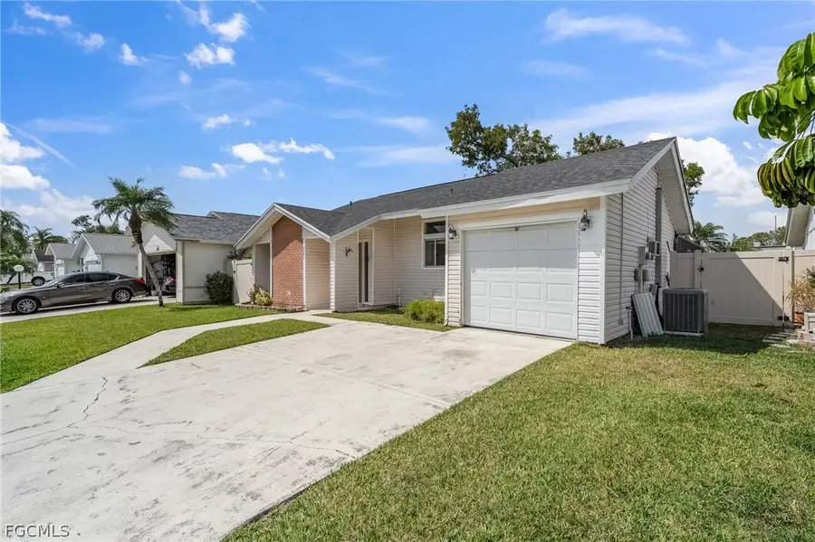 5581 Longleaf Drive, North Fort Myers, FL 33917 - #2