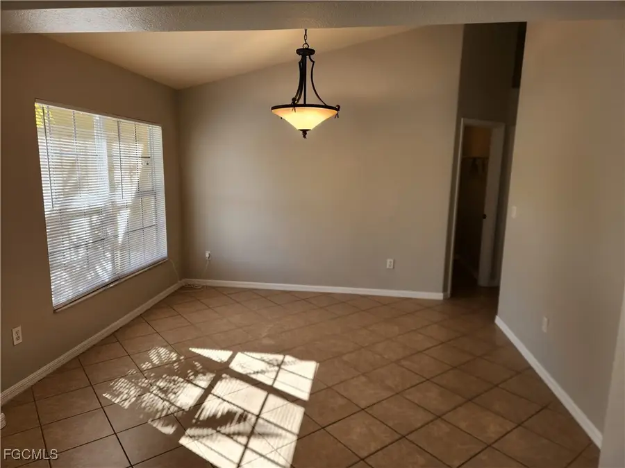 2513 NW 28th Street, Cape Coral, FL 33993 - #2