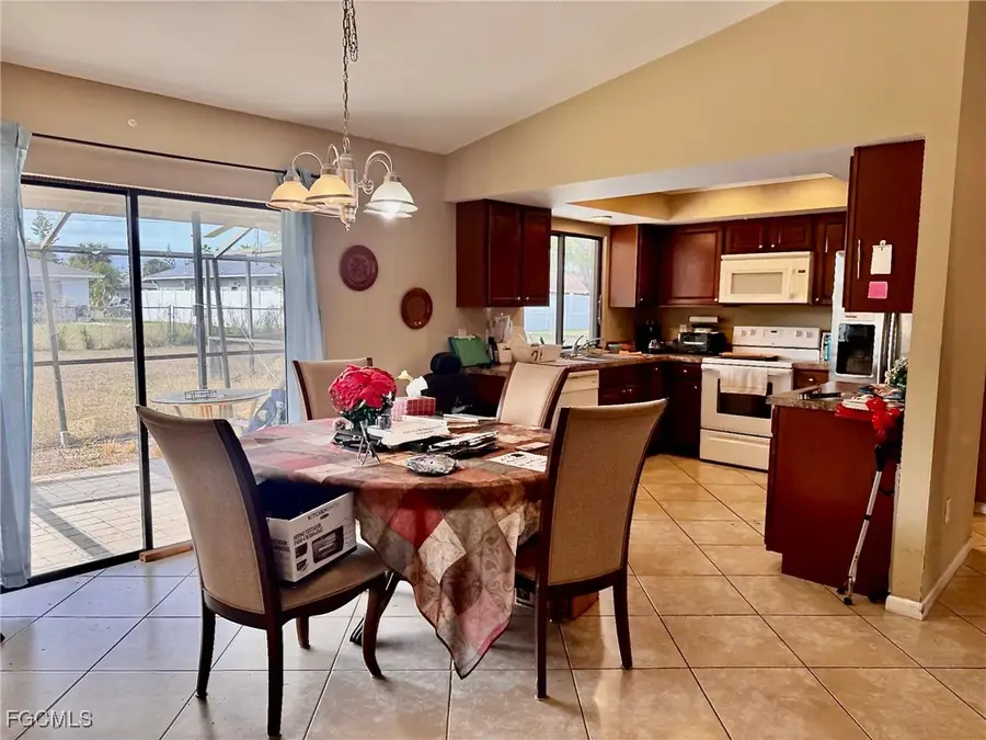 214 NE 9th Court, Cape Coral, FL 33909 - Image #3