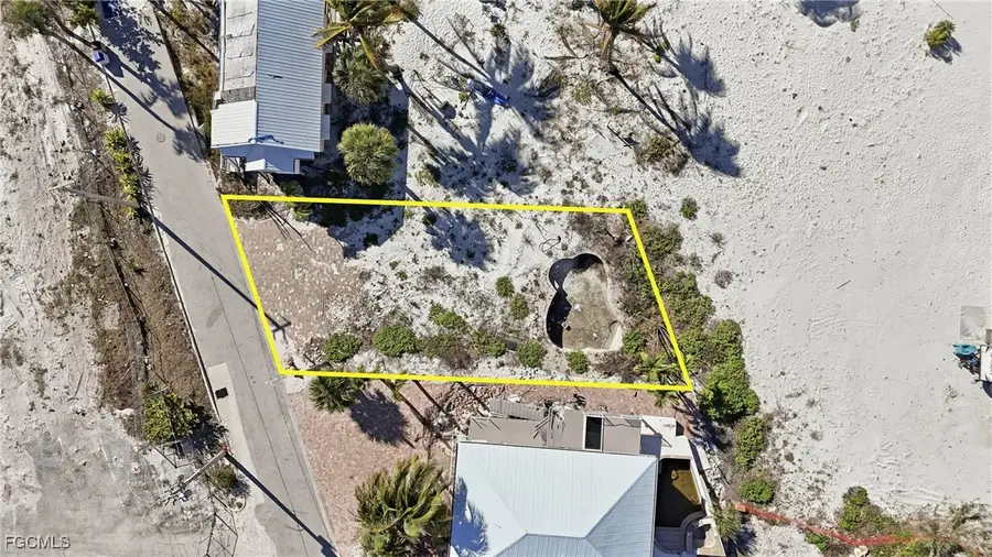 67 Miramar Street, Fort Myers Beach, FL 33931 - Image #2