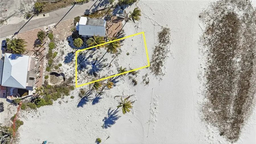 42 Avenue E, Fort Myers Beach, FL 33931 - Image #2