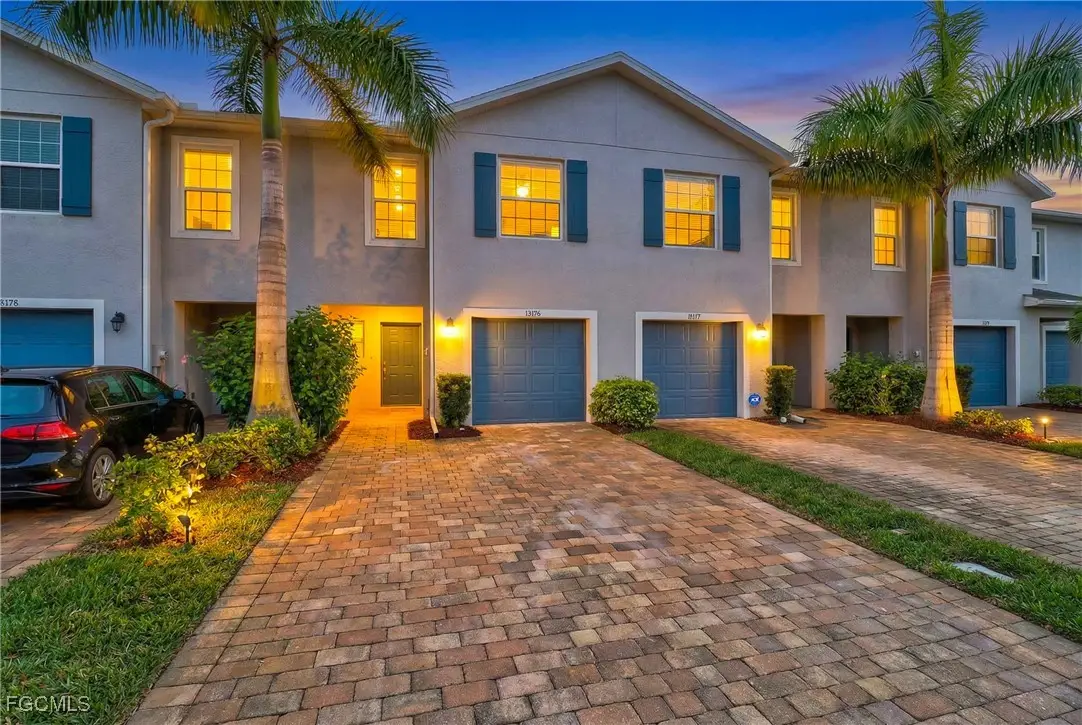 15376 Wildflower Circle, Naples, FL 34119 - Image #1