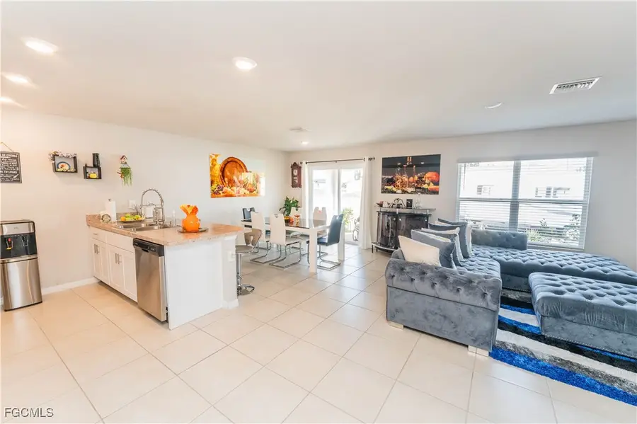 2918 62nd Street W, Lehigh Acres, FL 33971 - Image #3